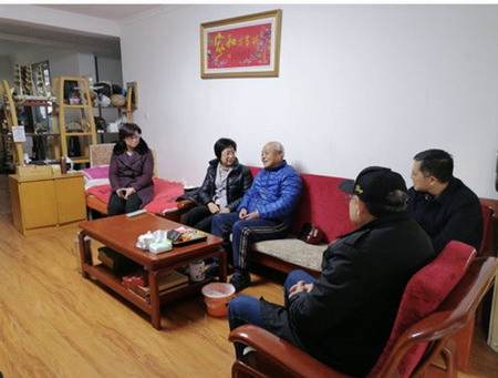 集團黨委開展走訪慰問活動 集團黨委開展走訪慰問活動