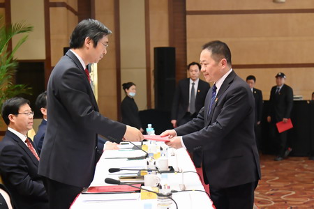 蘇鹽集團黨委召開2021年度全面從嚴治黨工作會議 蘇鹽集團黨委召開2021年度全面從嚴治黨工作會議