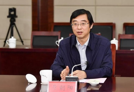 鹽集團黨委書記、董事長章朝陽與淮安市市長陳之常深入洽談推進鹽穴儲油氣庫項目建設,共商“十四五”發展 鹽集團黨委書記、董事長章朝陽與淮安市市長陳之常深入洽談推進鹽穴儲油氣庫項目建設,共商“十四五”發展