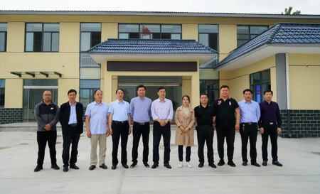 蘇鹽集團(tuán)黨委書(shū)記、董事長(zhǎng)章朝陽(yáng)一行赴濱海縣考察調(diào)研 蘇鹽集團(tuán)黨委書(shū)記、董事長(zhǎng)章朝陽(yáng)一行赴濱海縣考察調(diào)研