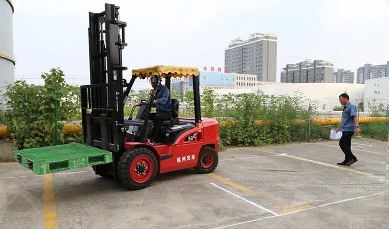 大干紅五月丨瑞豐鹽業(yè)公司:深入開展“五比五賽” 激勵職工建功立業(yè) 大干紅五月丨瑞豐鹽業(yè)公司:深入開展“五比五賽” 激勵職工建功立業(yè)