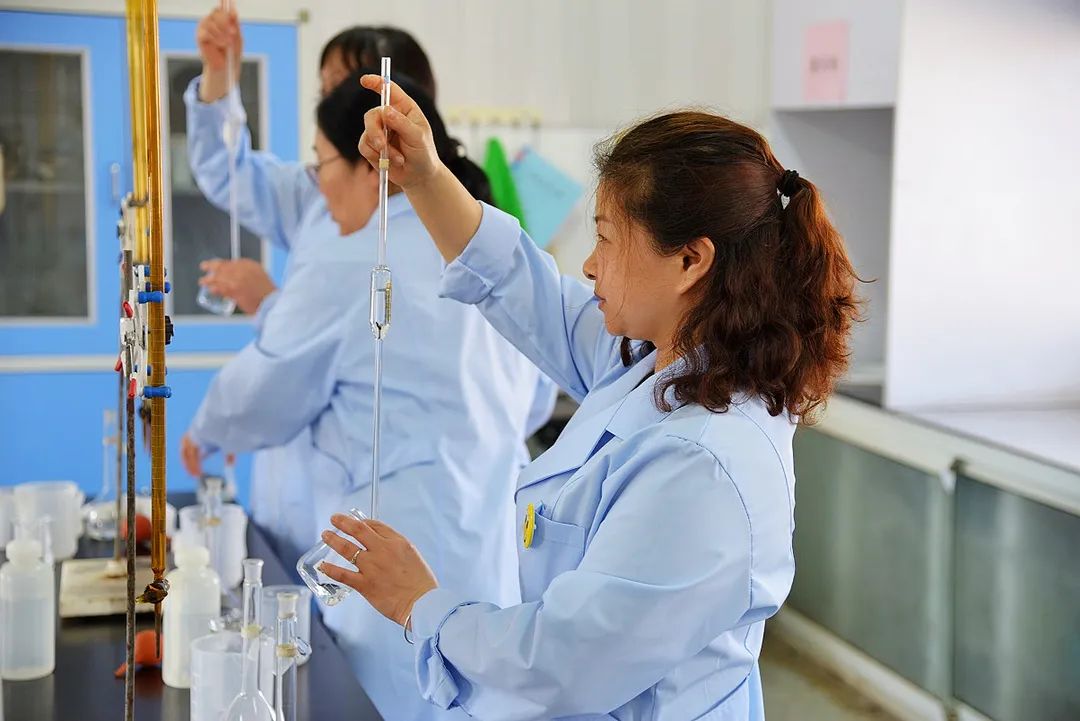 大干紅五月丨瑞泰鹽業公司：“紅五月”比學趕超 強技能匠心筑夢