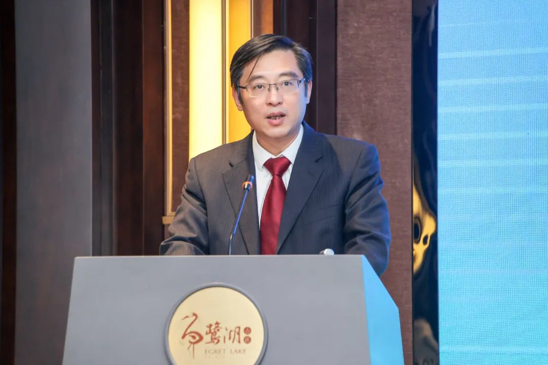 章朝陽應邀參加數字化助力食品工業“三品”戰略高峰論壇 章朝陽應邀參加數字化助力食品工業“三品”戰略高峰論壇