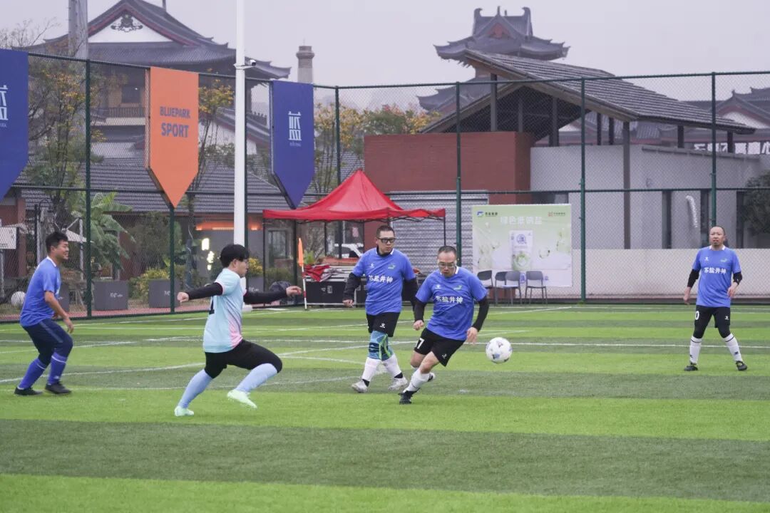 蘇鹽集團“淮鹽杯”職工足球聯賽激情開賽，小組賽首輪戰罷