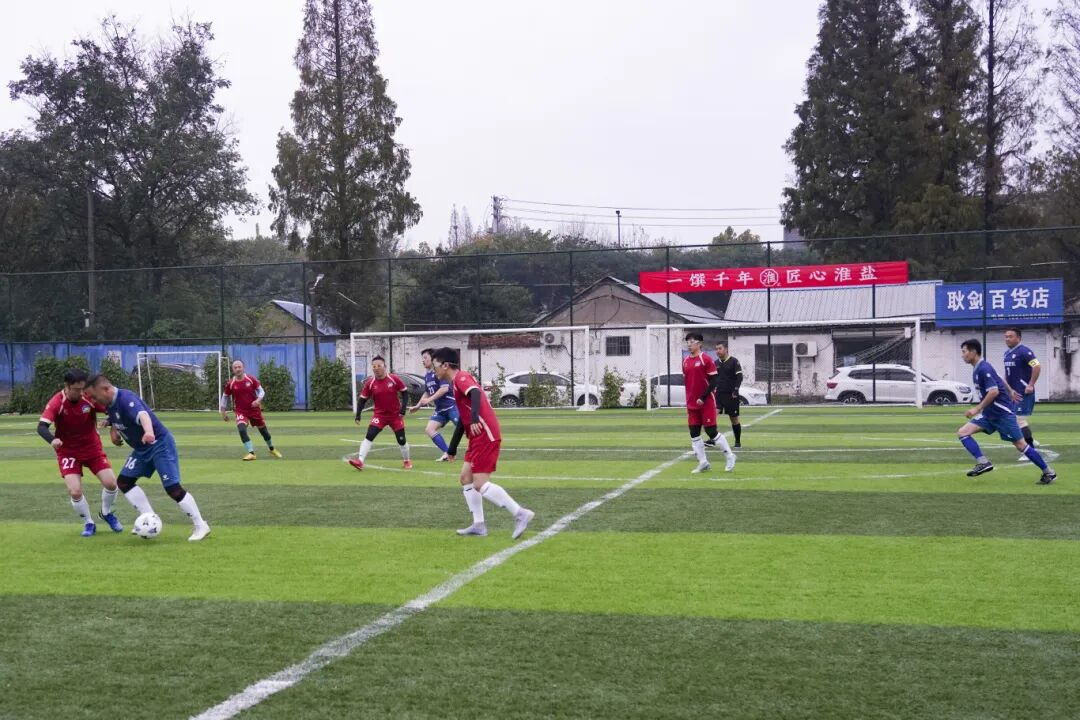 蘇鹽集團“淮鹽杯”職工足球聯賽激情開賽，小組賽首輪戰罷